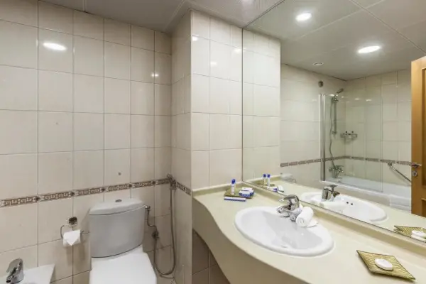 Roda Al Murooj Residences 10